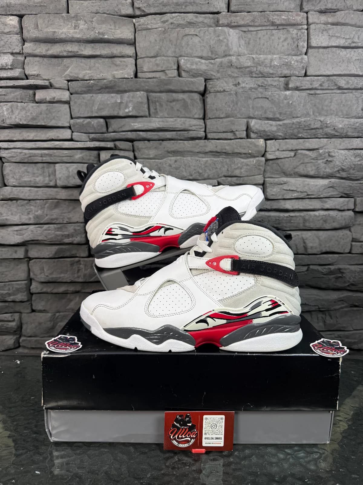 jordan retro 8 “bugs bunny”