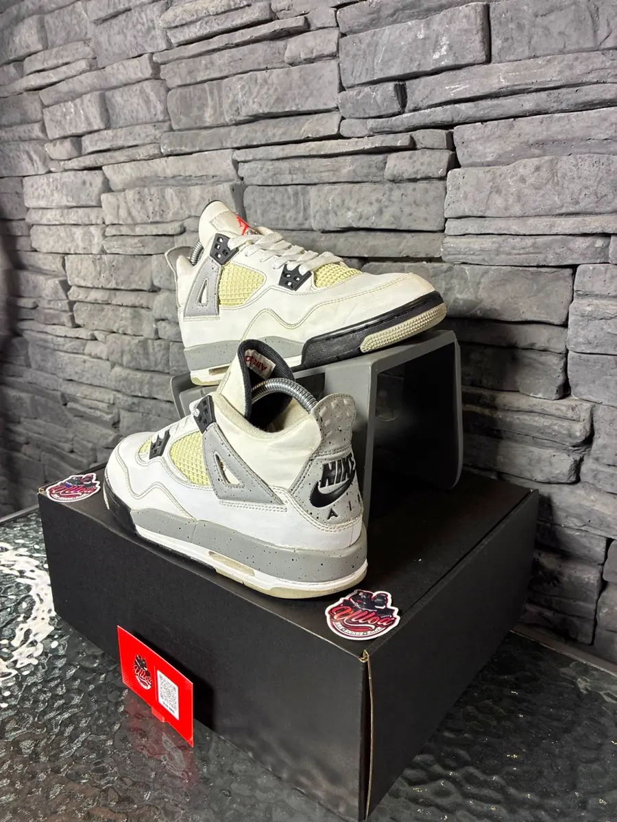 Jordan 4 Retro "White Cement" 3